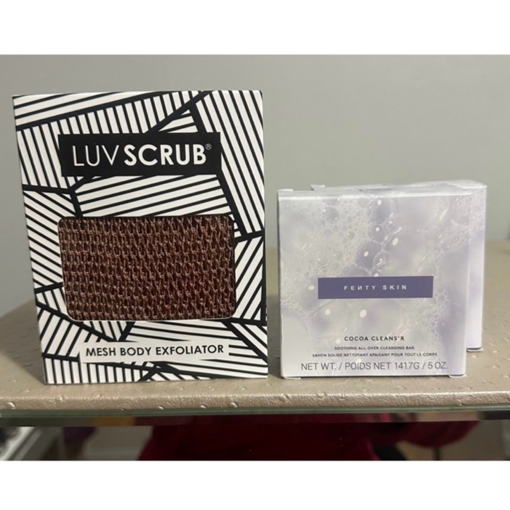Luv Scrub Mesh Body Exfoliator and Fenty Skin Cocoa Cleanser